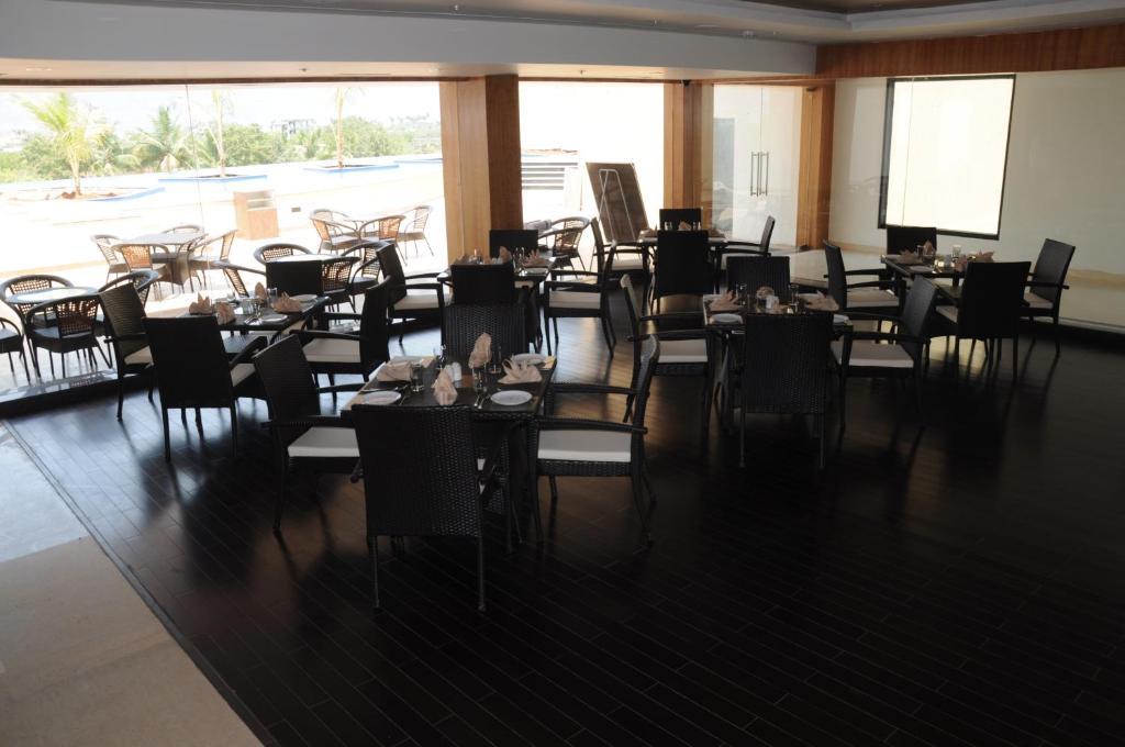 Fortune Select Grand Ridge, Tirupati - Member Itc Hotels' Group Εξωτερικό φωτογραφία The restaurant